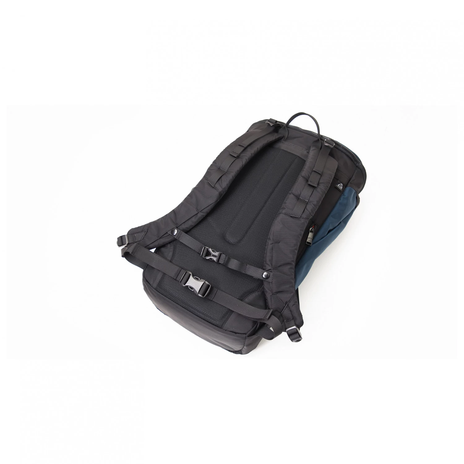 Doughnut Dynamic Large 22 Ocean Power Series - Daypack 12 Doughnut Dynamic Large 22 Ocean Power Series - Daypack - Image 10