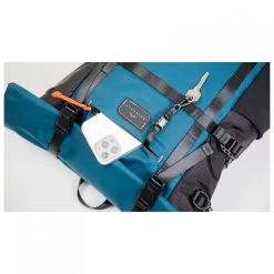 Doughnut Paratrooper 26+4 - Daypack -Camping Discount Store doughnut paratrooper 26 4 daypack detail 6