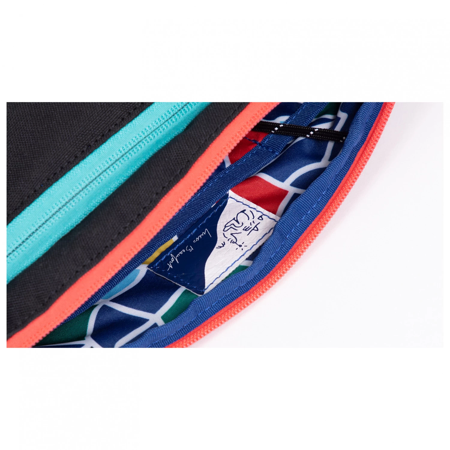 Doughnut Seattle Lucas Beaufort Bumbag - Hip Bag 7 Doughnut Seattle Lucas Beaufort Bumbag - Hip Bag - Image 5