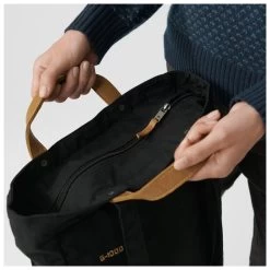 FJÄLLRÄVEN Totepack No. 1 - Shopping Bag 10 FJÄLLRÄVEN Totepack No. 1 - Shopping Bag -Camping Discount Store fjaellraeven totepack no 1 shopping bag detail 7