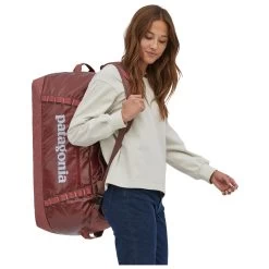 Patagonia Black Hole Duffel 70 - Luggage 9 Patagonia Black Hole Duffel 70 - Luggage -Camping Discount Store patagonia black hole duffel 70 luggage detail 4