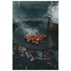 Robens Bighorn 3 Legged Pan - Skillet -Camping Discount Store robens bighorn 3 legged pan skillet detail 5